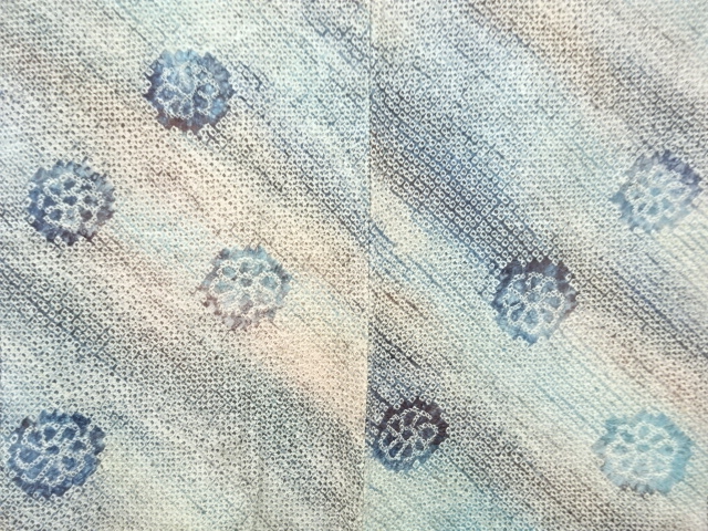  アンティーク　きぬたや謹製　本総絞り　菊模様暈し絵羽織